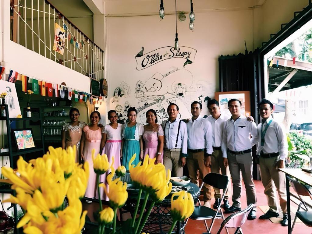 Oldie And Sleepy Hostel Udon Thani Dış mekan fotoğraf